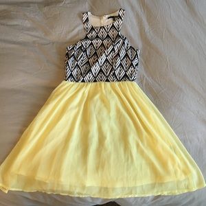 Lulus pattern top yellow dress